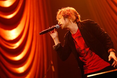 太志(Vo) (写真提供:EPICレコードジャパン)