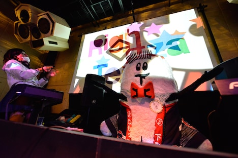 しもっきー（a.k.a.自称下北沢の守り神）（Photo by AZUSA TAKADA）