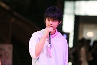 佐野勇斗（撮影：笹森健一）(c)2015 SANRIO CO., LTD.