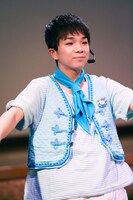 塩崎太智（撮影：笹森健一）(c)2015 SANRIO CO., LTD.