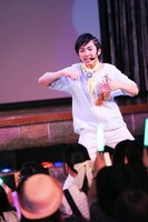 吉田仁人（撮影：笹森健一）(c)2015 SANRIO CO., LTD.