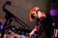 K（uchuu,）（Photo by AZUSA TAKADA）