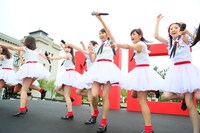 「NGT48 第1期生お披露目イベント」の様子。(c) AKS