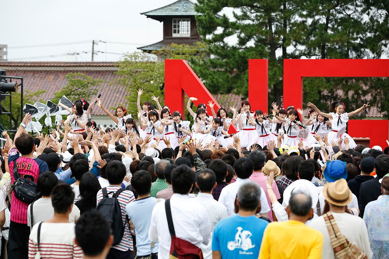 「NGT48 第1期生お披露目イベント」の様子。(c) AKS