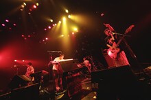 神聖かまってちゃん（撮影：ハヤシサトル）