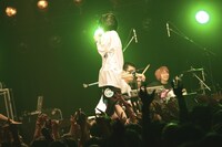 神聖かまってちゃん（撮影：ハヤシサトル）