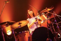 門舛ともか（Dr）（撮影：後藤壮太郎）