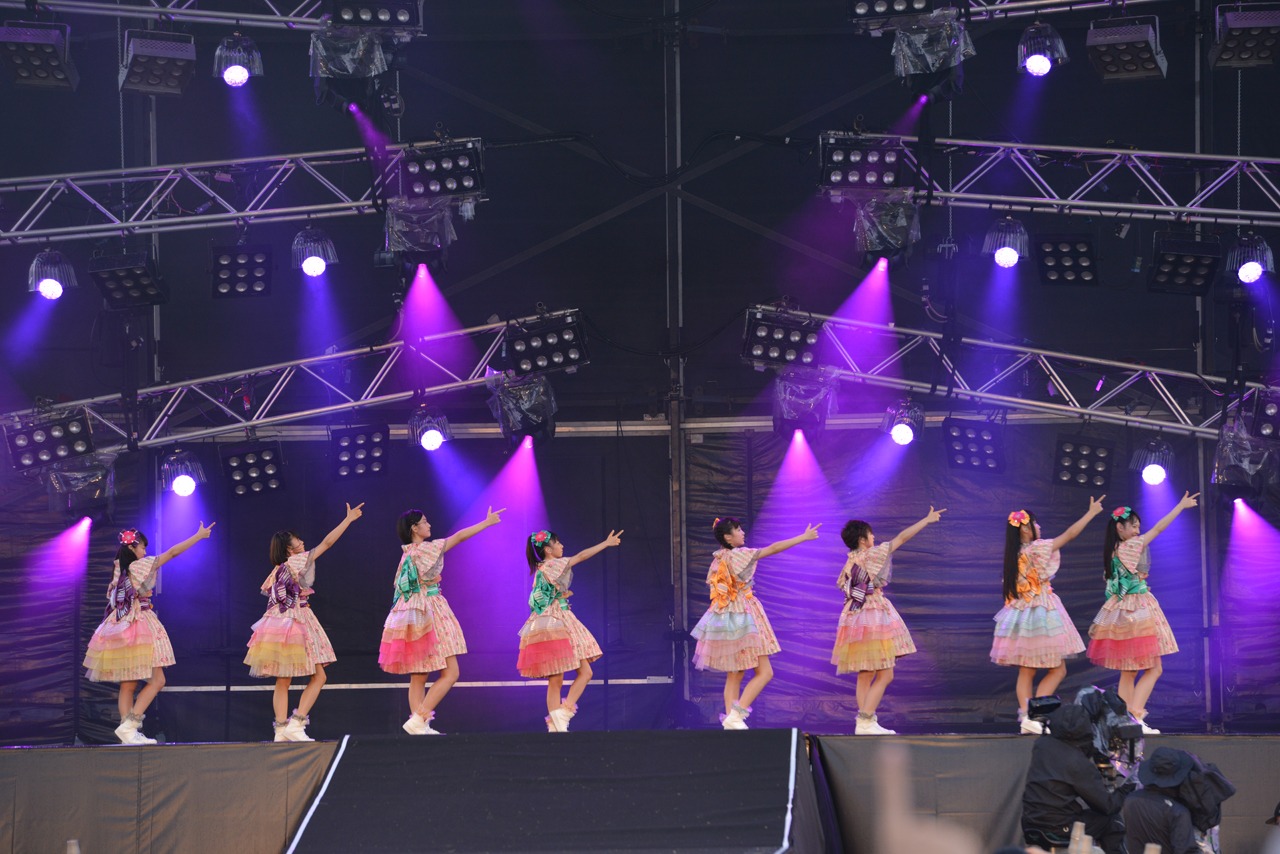 私立恵比寿中学「エビ中 夏のファミリー遠足 略してファミえん in 長岡2015」の様子。