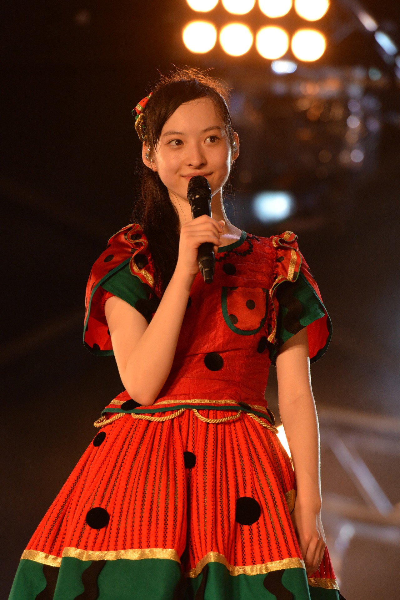 松野莉奈
