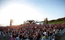 VAMPS「BEAST PARTY」8月22日公演の様子。