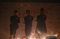 岩田剛典、登坂広臣、小林直己が登場した様子。