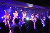 GALETTe結成2周年記念イベントの様子。