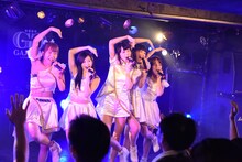 GALETTe結成2周年記念イベントの様子。