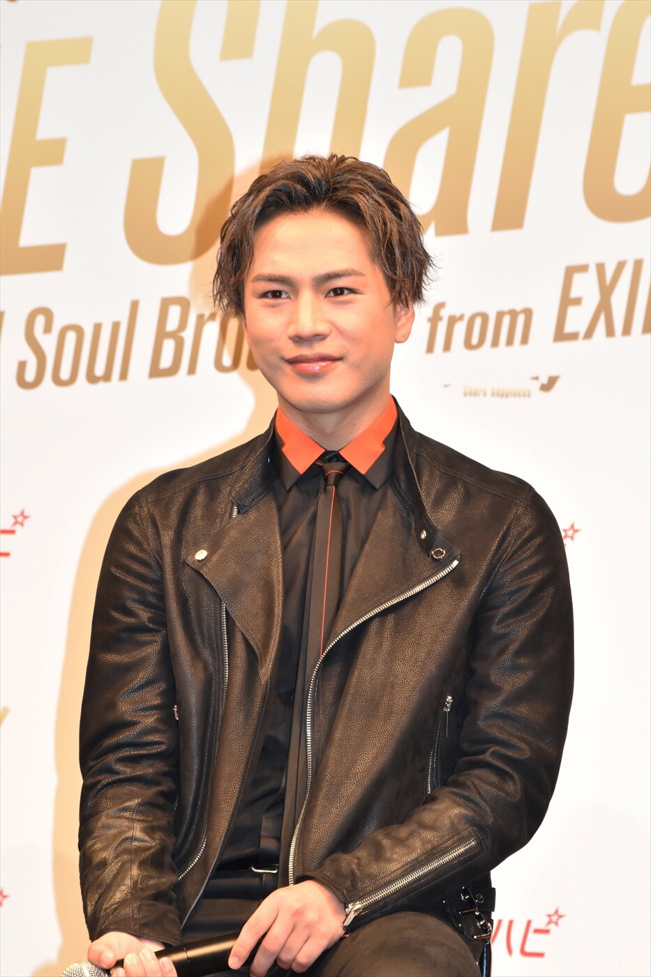 登坂広臣 - 三代目JSB登坂、岩田、直己がポッキーCMで“ドヤ顔”ダンス