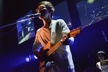 atagi（Vo, G）（撮影：古溪一道）