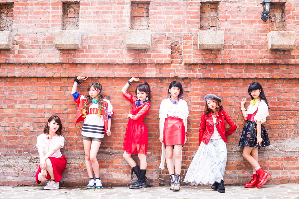 Little Glee Monster