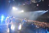 「TOKYO BiSH SHiNE」の様子。