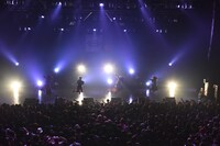 「TOKYO BiSH SHiNE」の様子。