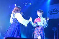 左からハグ・ミィ、モモコグミカンパニー。