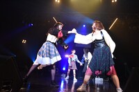 「TOKYO BiSH SHiNE」の様子。