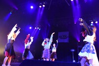 「TOKYO BiSH SHiNE」の様子。