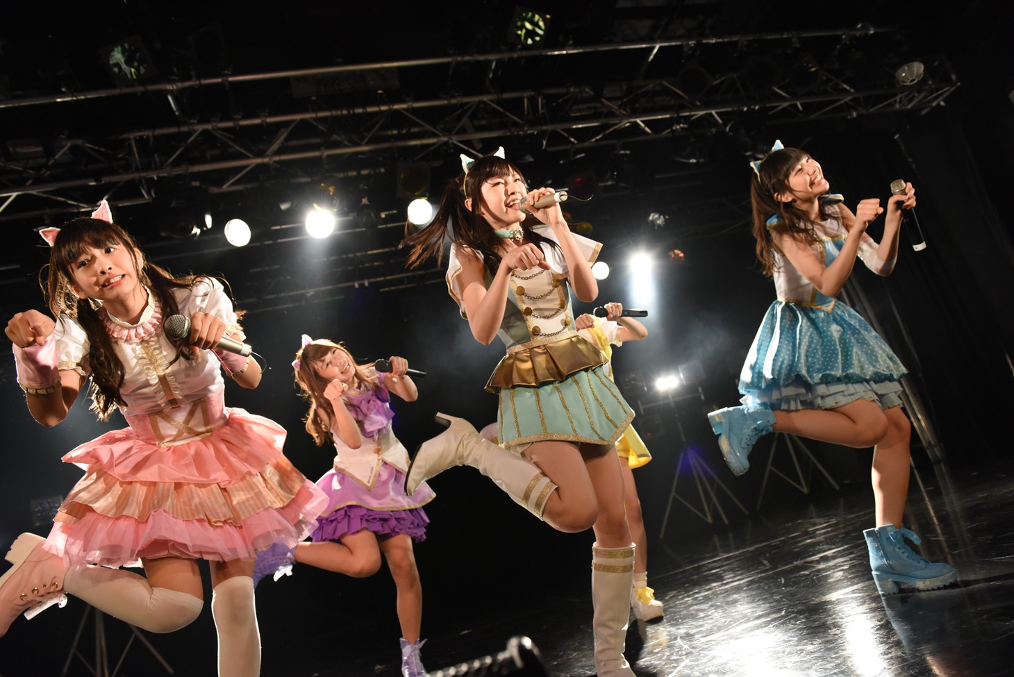 わーすたによるライブの様子。