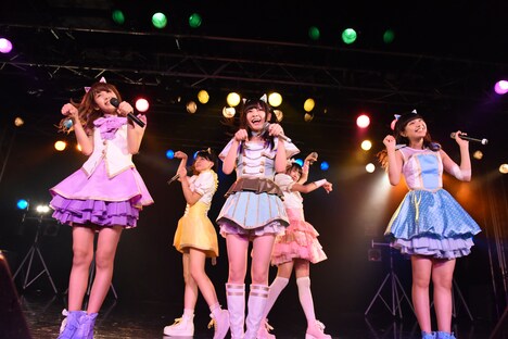 わーすたによるライブの様子。