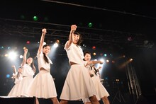 アイドルネッサンスによるライブの様子。