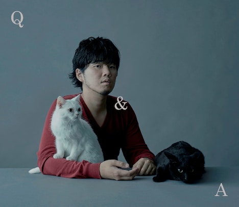 秦基博「Q & A」初回限定盤ジャケット