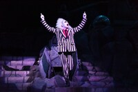 ビートルジュース登場の様子。