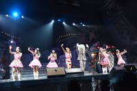 エンディングでの挨拶の様子。