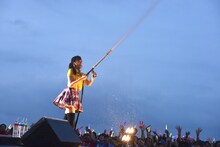 放水する伊藤千由李。