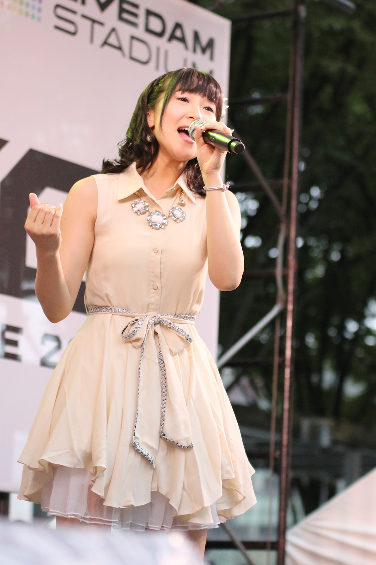 仲谷明香