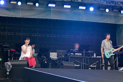 Every Little Thing (c)a-nation stadium fes.