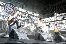 NICO Touches the Walls