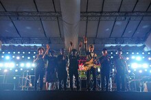 METAFIVEと土屋昌巳。（Photo by TEAM LIGHTSOME）