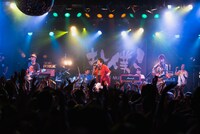 TUBE（Photo by keiichi ebina @ebicky）