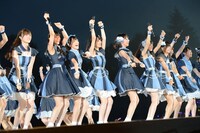 乃木坂46「真夏の全国ツアー2015」東京・明治神宮野球場での8月31日公演の様子。