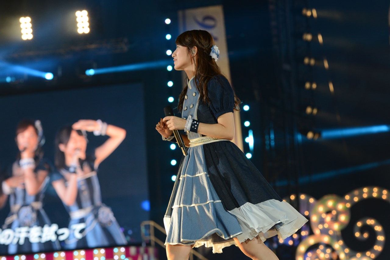 乃木坂46「真夏の全国ツアー2015」東京・明治神宮野球場での8月31日公演の様子。