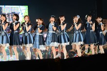 乃木坂46「真夏の全国ツアー2015」東京・明治神宮野球場での8月31日公演の様子。