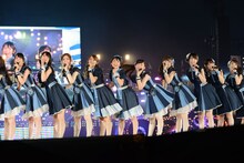 乃木坂46「真夏の全国ツアー2015」東京・明治神宮野球場での8月31日公演の様子。