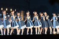 乃木坂46「真夏の全国ツアー2015」東京・明治神宮野球場での8月31日公演の様子。