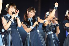 乃木坂46「真夏の全国ツアー2015」東京・明治神宮野球場での8月31日公演の様子。