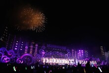 乃木坂46「真夏の全国ツアー2015」東京・明治神宮野球場での8月31日公演の様子。（写真提供：ソニー・ミュージックレコーズ）