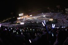 乃木坂46「真夏の全国ツアー2015」東京・明治神宮野球場での8月31日公演の様子。（写真提供：ソニー・ミュージックレコーズ）