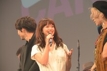 「ピース オブ ケイク -愛を叫ぼう- 」を聞いた感想を語る多部未華子。