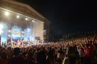 「MONGOL800 ga presents 800だョ全員集合!!」フィナーレの様子。 （撮影：武安弘毅）