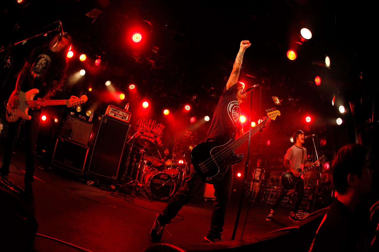 COUNTRY YARD & SWANKY DANK、米バンド支えた「REDLINE」東京編