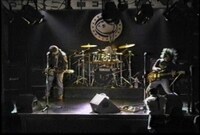 bloodthirsty butchersのライブの様子。