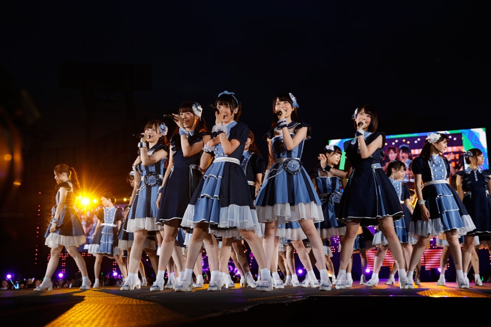 乃木坂46「真夏の全国ツアー2015」東京・明治神宮野球場での8月31日公演の様子。（写真提供：ソニー・ミュージックレコーズ）